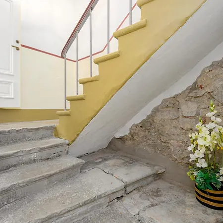 Old Hanza Lägenhet Tallinn